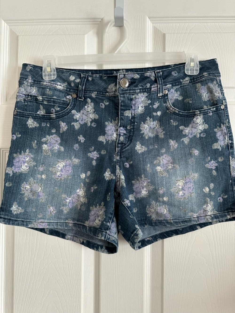 Floral Print Denim Women’s Shorts - Purple on Dark Blue